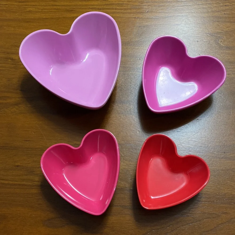 Valentine Nesting Dishes